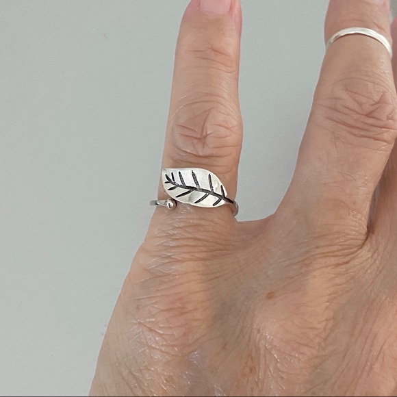 Sterling Silver Delicate Leaf Ring, Silver Rings, Tree Leaves, Plants, Trees - Picture 1 of 8